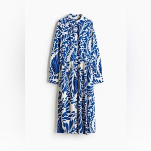 NWT H&M Blue and White Patterned Maxi Dress